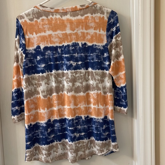 Now N Forever Women’s Blouse - Picture 2 of 5